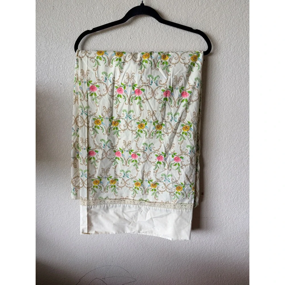 Vintage Floral Lace Trim Twin Sheet Set‎ Pink Yellow Roses Cottagecore 2pc